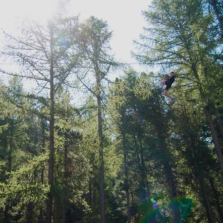 Baumzelte Robis Waldspielpark Кемпинг *