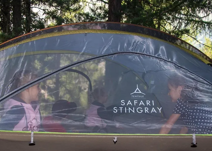 Baumzelte Robis Waldspielpark 营地