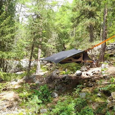 Baumzelte Robis Waldspielpark * Grächen